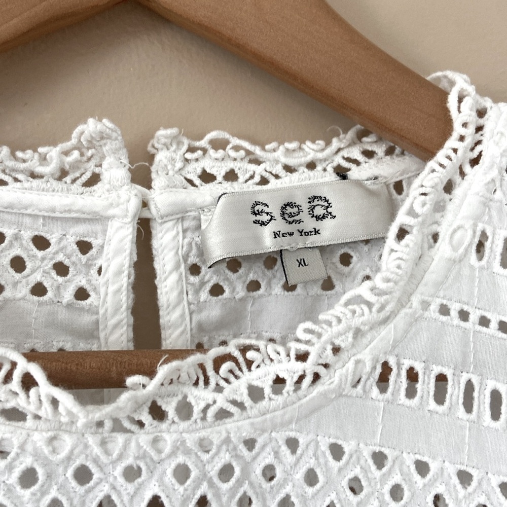 Sea New York White Eyelet Lace Paneled Blouse - Picture 10 of 16